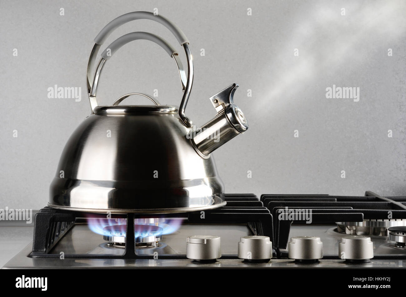 Kettle boiling hires stock photography and images Alamy