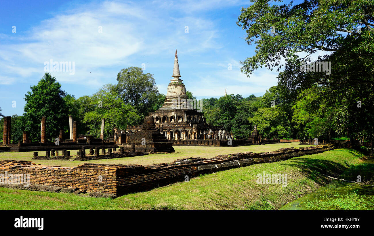 Historical Park Wat chang lom temple landscape sukhothai world heritage Stock Photo