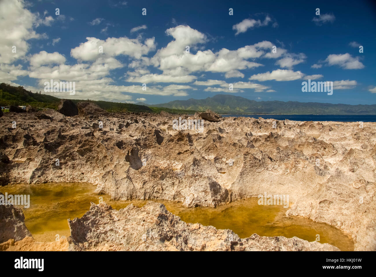 Oahu mountain hi-res stock photography and images - Alamy