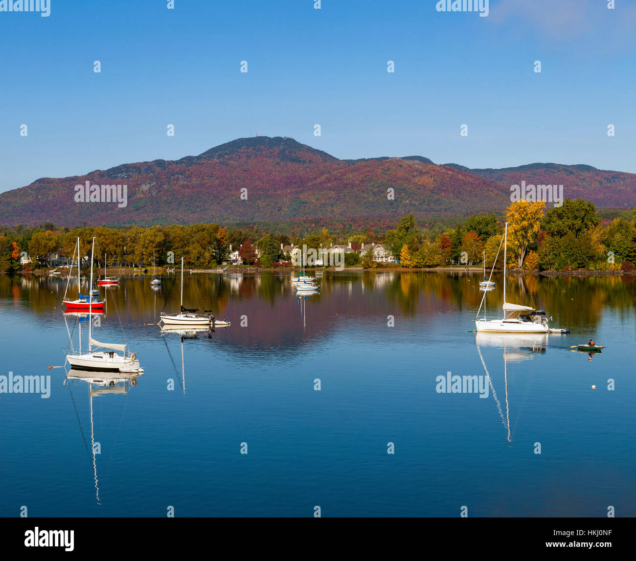 Lake memphremagog and foliage hires stock photography and images Alamy