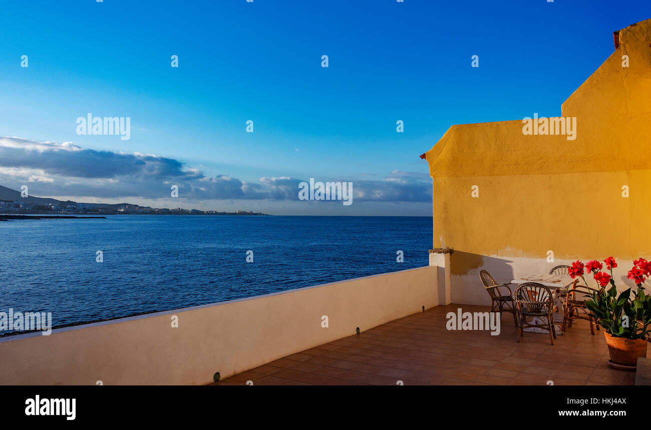 Open veranda hi-res stock photography and images - Alamy