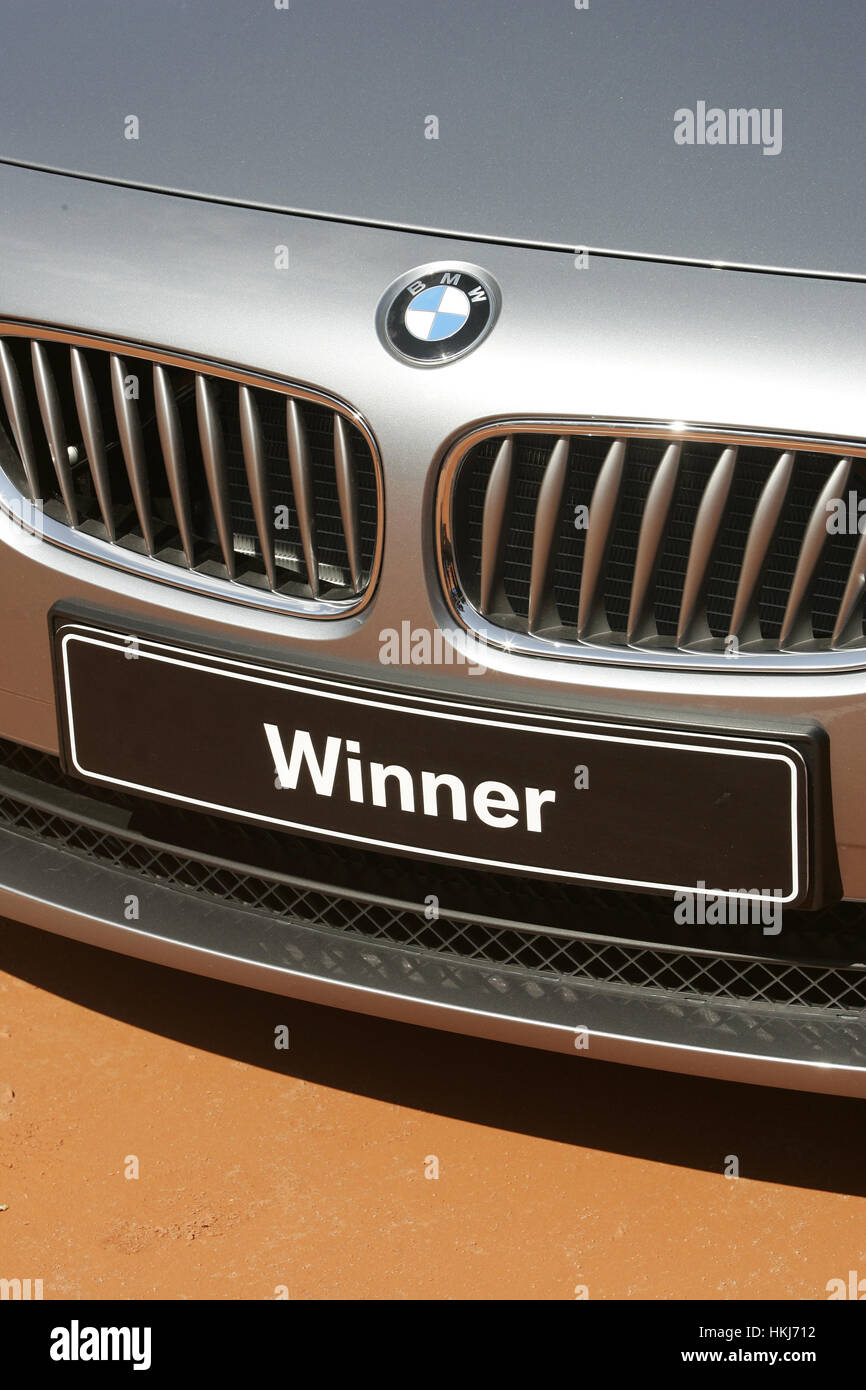 Bmw hood emblem number plate hires stock photography and images Alamy