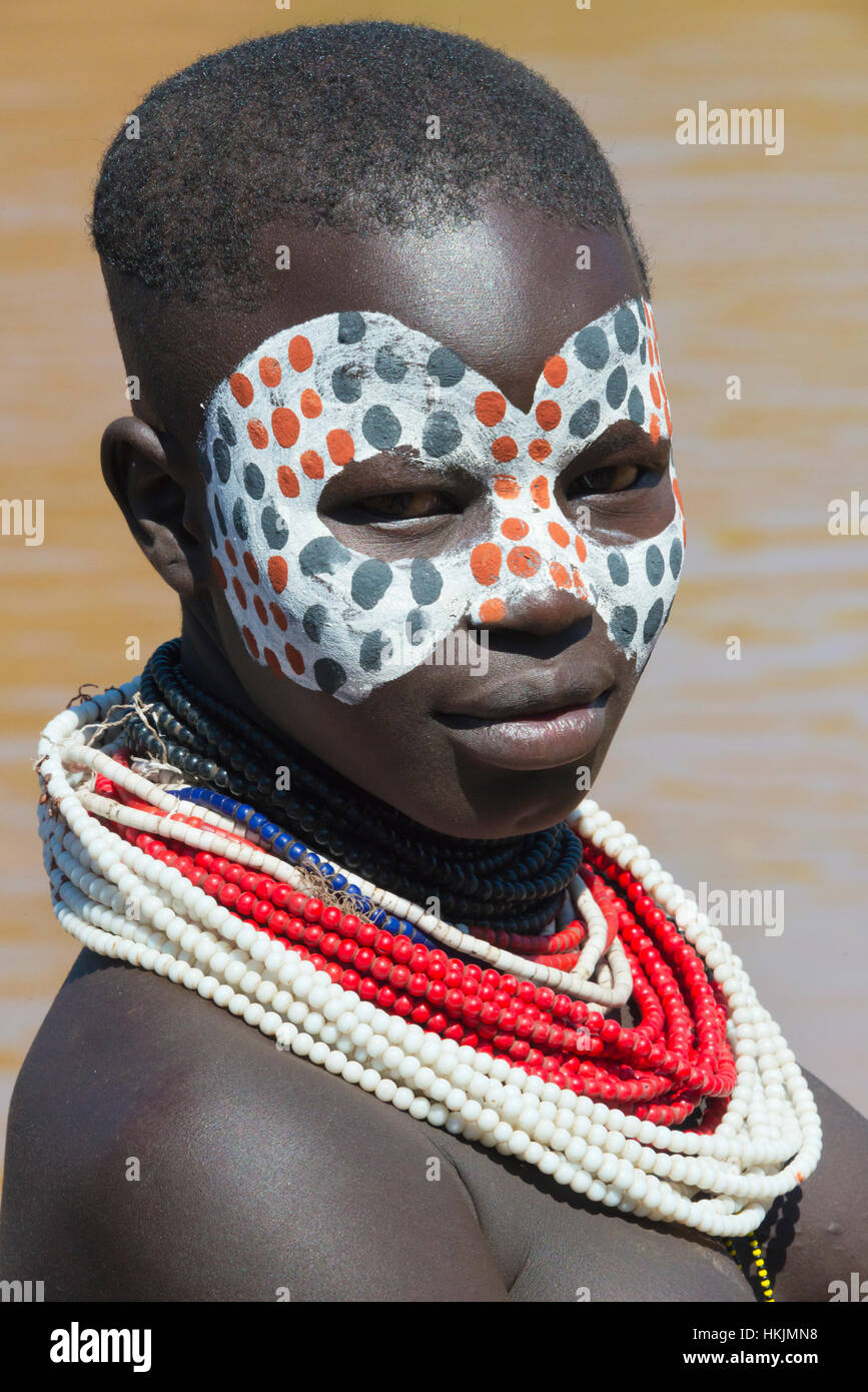 Kara tribe woman with painted face, Lower Omo River, South Omo, Ethiopia Stock Photo