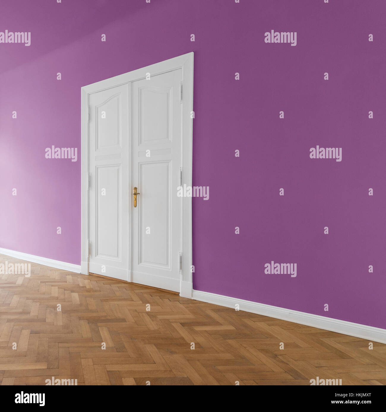 violet walls - pastel color  painted room Stock Photo