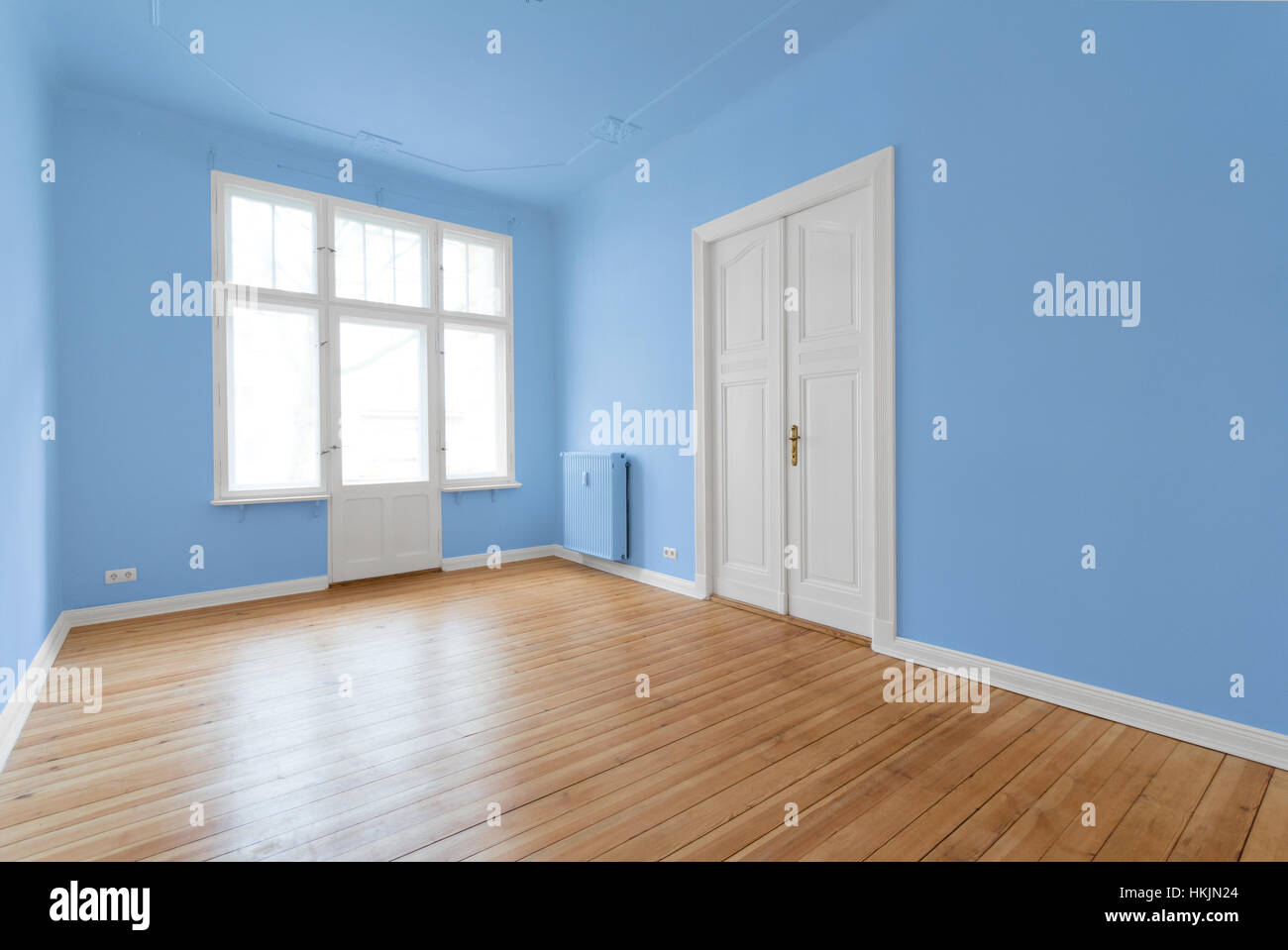 beautiful empty room apartment after renovation Stock Photo Alamy