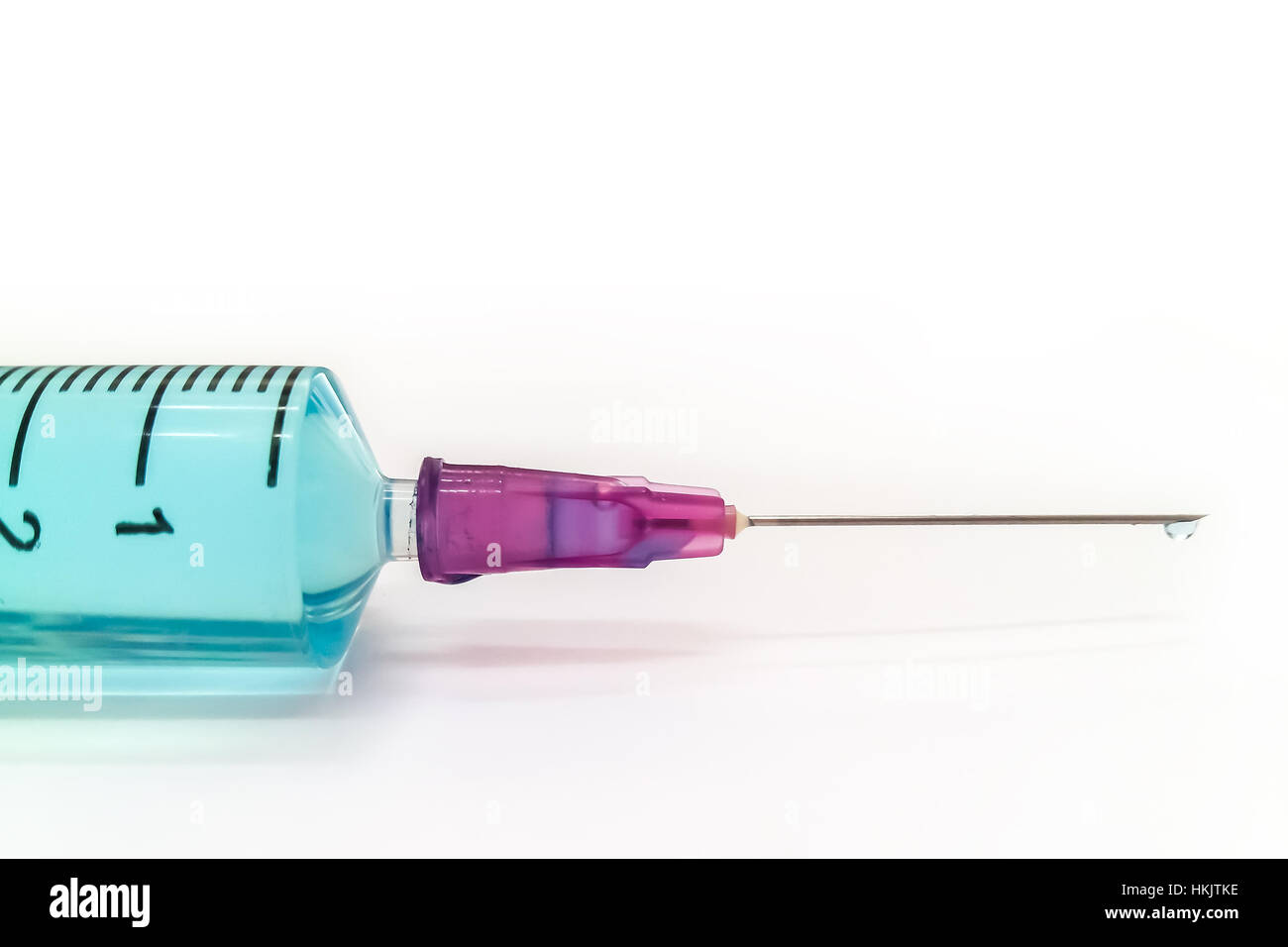 Insulin syringe hi-res stock photography and images - Alamy