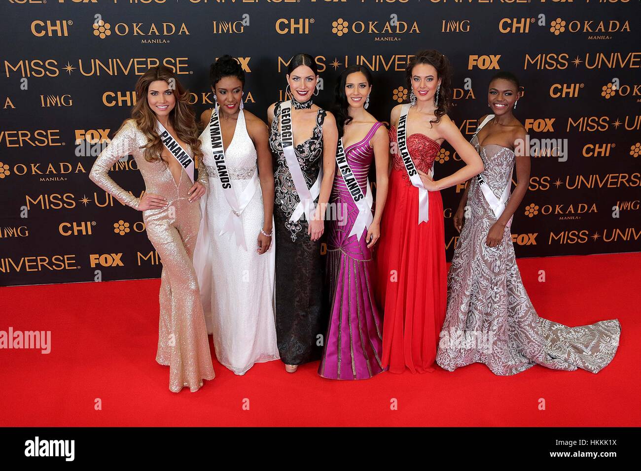 Pasay City, Philippines. 29th Jan, 2017. Miss Universe candidates pose for photos during the Miss Universe red carpet event in Pasay City, the Philippines, January 29, 2017. Credit: Rouelle Umali/Xinhua/Alamy Live News Stock Photo