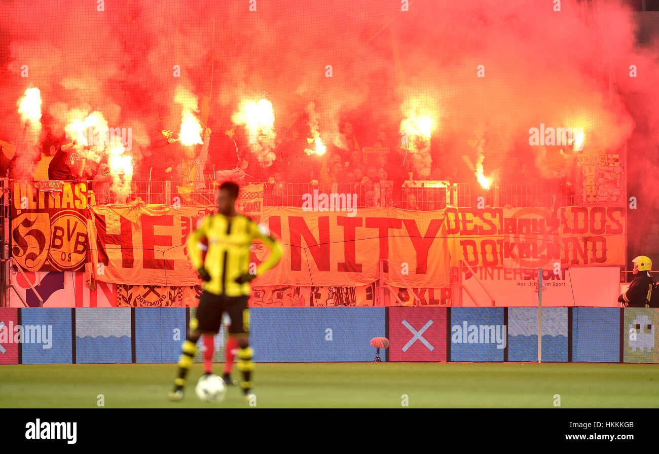 Mainz, Germany. 29th Jan, 2017. Dortmund's fans light Bengal flares