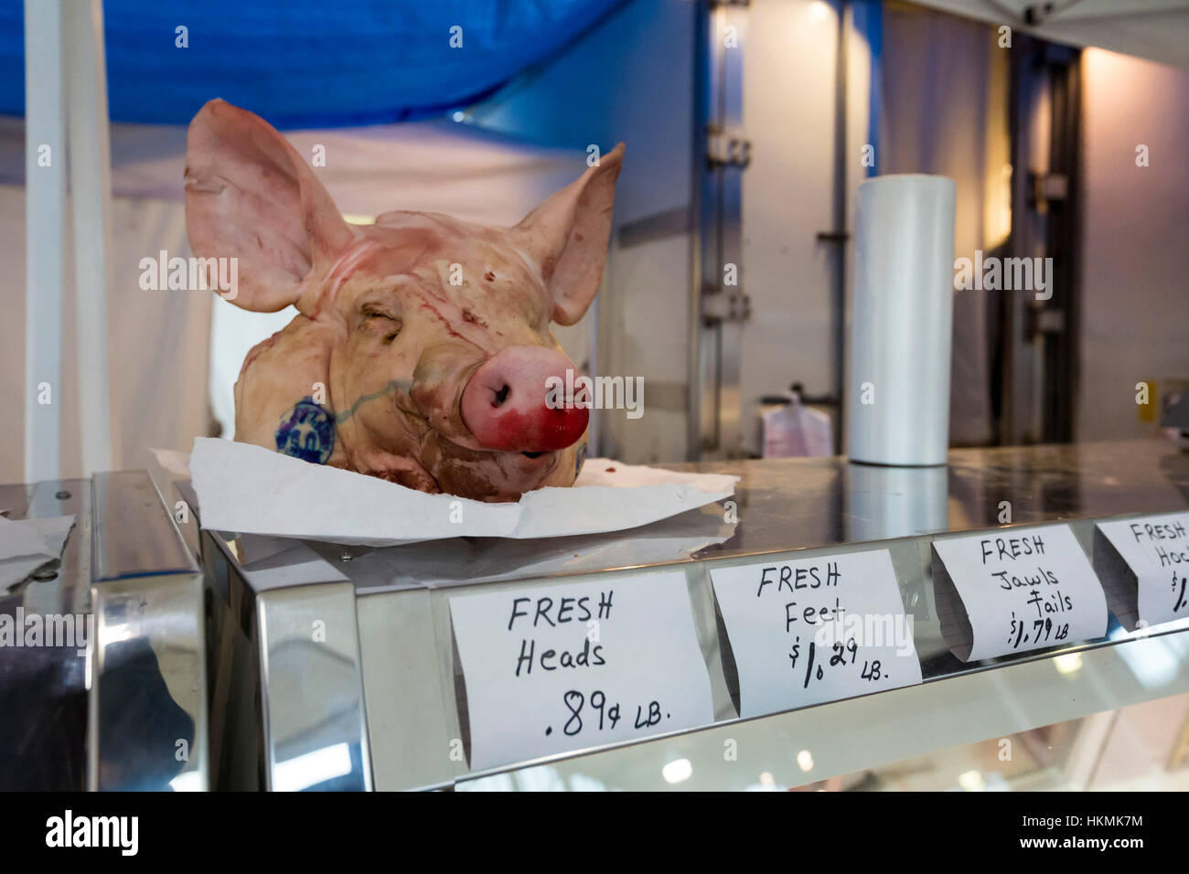 Detroit michigan pigs head on hires stock photography and images Alamy