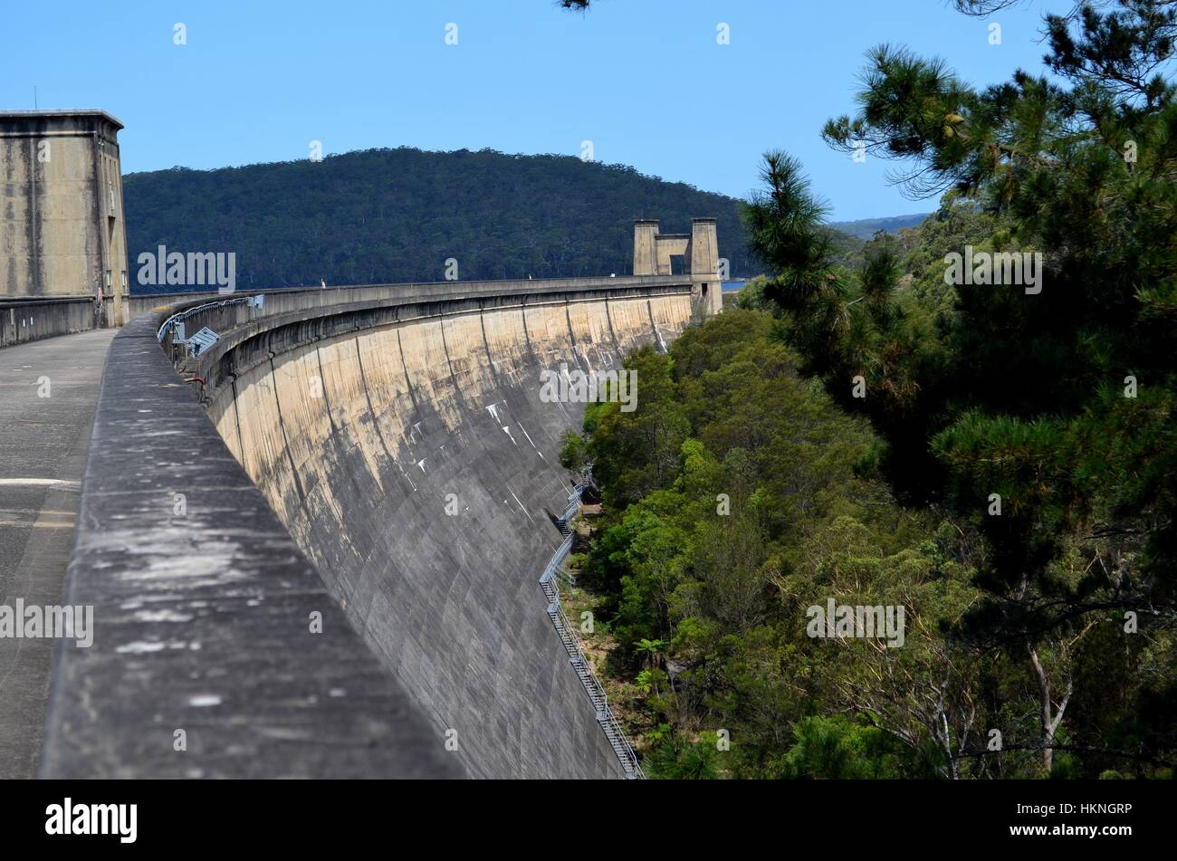 Curved Dam wall made of sandstone Stock Photo Alamy