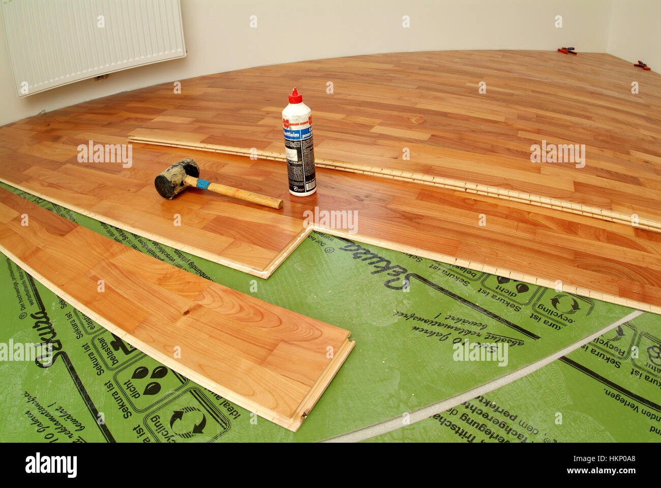 To lay parquet floor Stock Photo Alamy