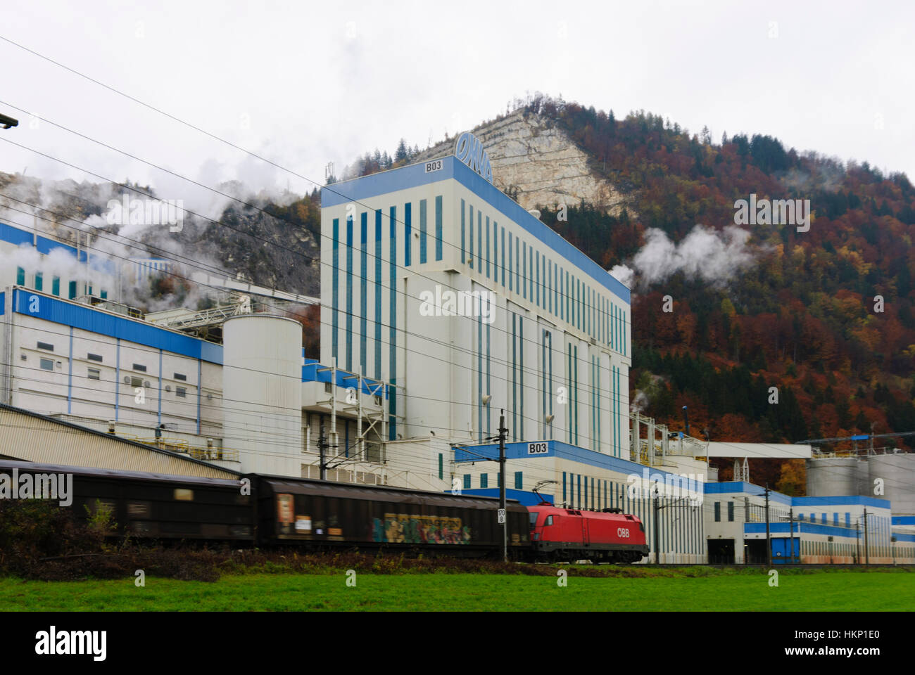 Gummern: marble mill of the Omya GmbH in the Drautal, processed particularly pure marble to high-calor calcium carbonate flours, , Kärnten, Carinthia, Stock Photo