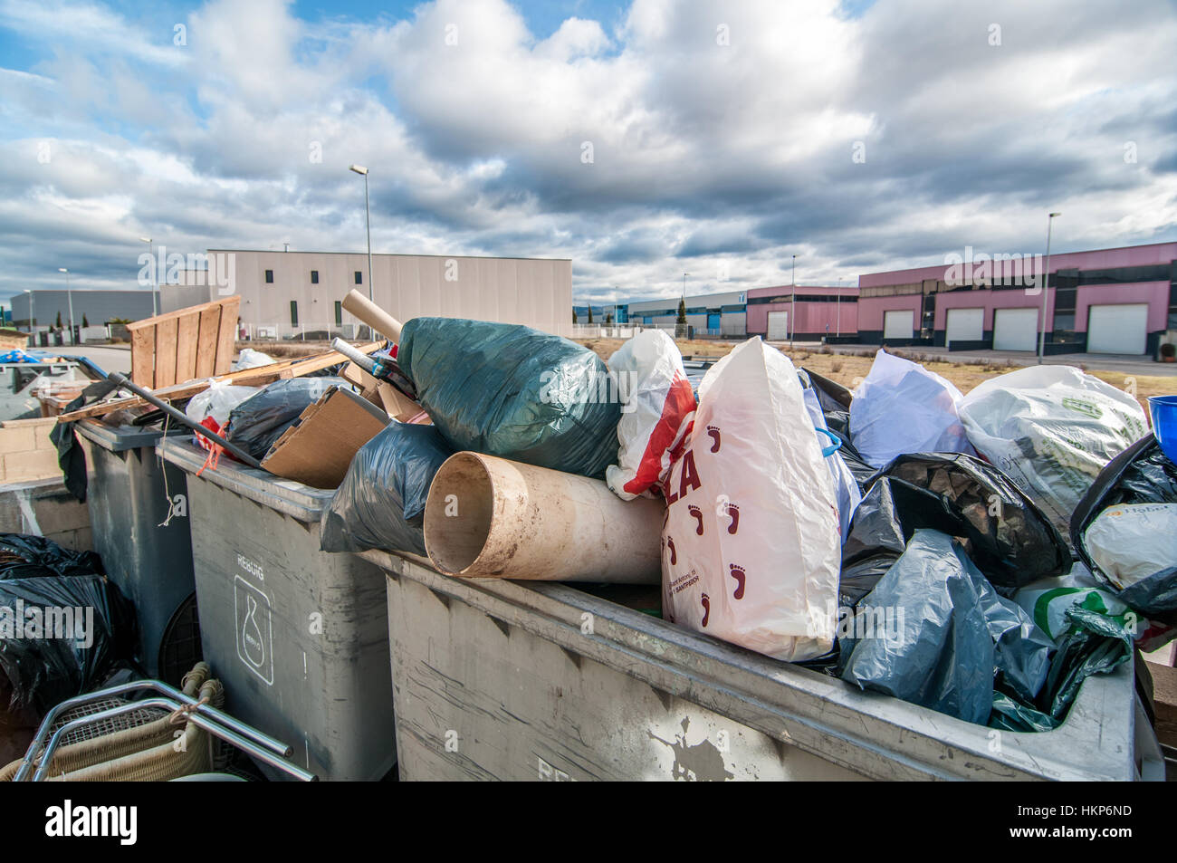 https://c8.alamy.com/comp/HKP6ND/trash-in-the-container-in-an-industrial-zone-santpedor-barcelona-catalonia-HKP6ND.jpg