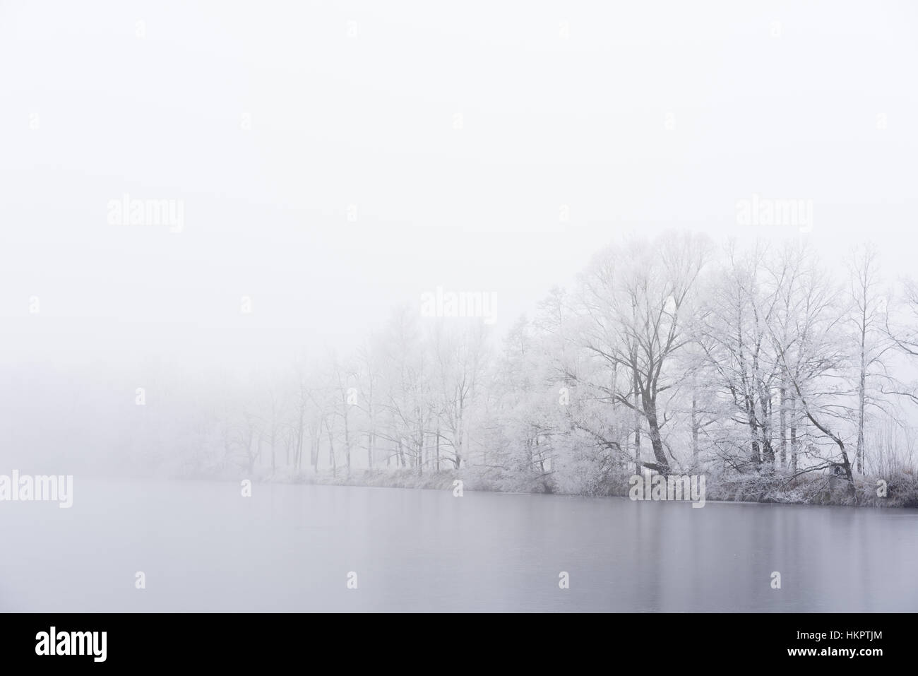 Mist lake fog scenery hi-res stock photography and images - Alamy