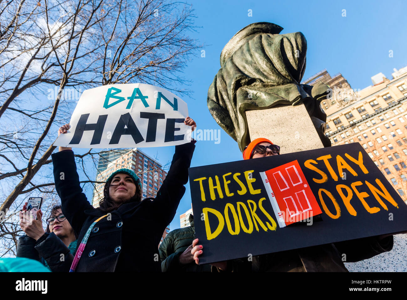 New York City, USA. 29th Jan, 2017. March & Rally: We Will End the Refugee & Muslim Ban. Thousands of New Yorkers rallied in Battery Park for a march to Foley Square to protest President Trump's travel ban against seven predominately Muslim nations. Credit: Stacy Walsh Rosenstock/Alamy Live News Stock Photo