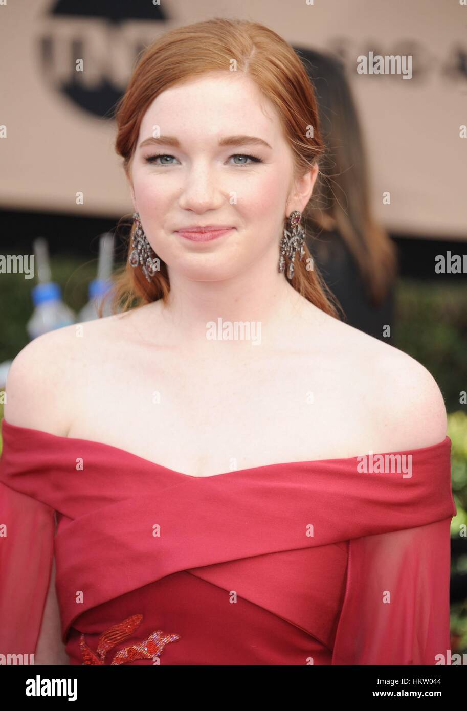 Los Angeles, CA, USA. 29th Jan, 2017. Annalise Basso at arrivals for 23rd Annual Screen Actors Guild Awards, Presented by SAG AFTRA - ARRIVALS 1, Shrine Exposition Center, Los Angeles, CA January 29, 2017. Credit: Dee Cercone/Everett Collection/Alamy Live News Stock Photo