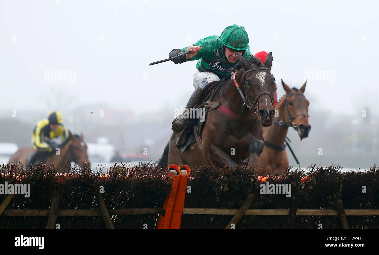 Horse national hunt race uk hires stock photography and images Alamy