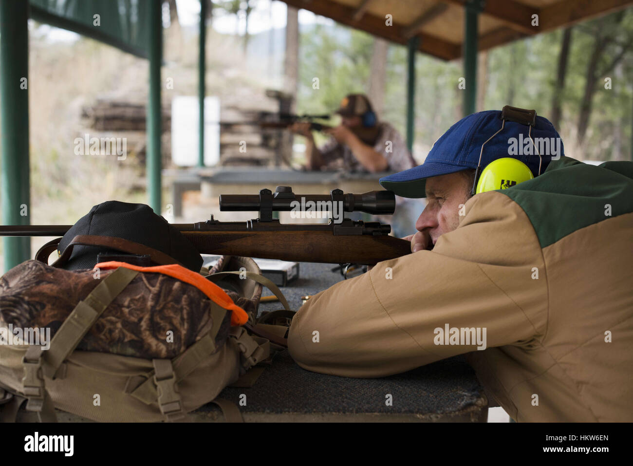 Missoula, Montana, USA. 13th Nov, 2016. Pete Barrett sights in his
