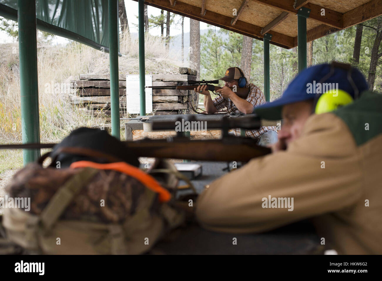 Missoula, Montana, USA. 13th Nov, 2016. Pete Barrett sights in his