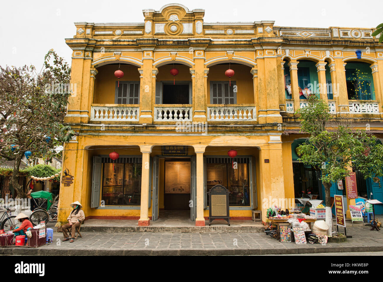 Colonial architecture in the picturesque old town of Hoi An, Vietnam Stock Photo