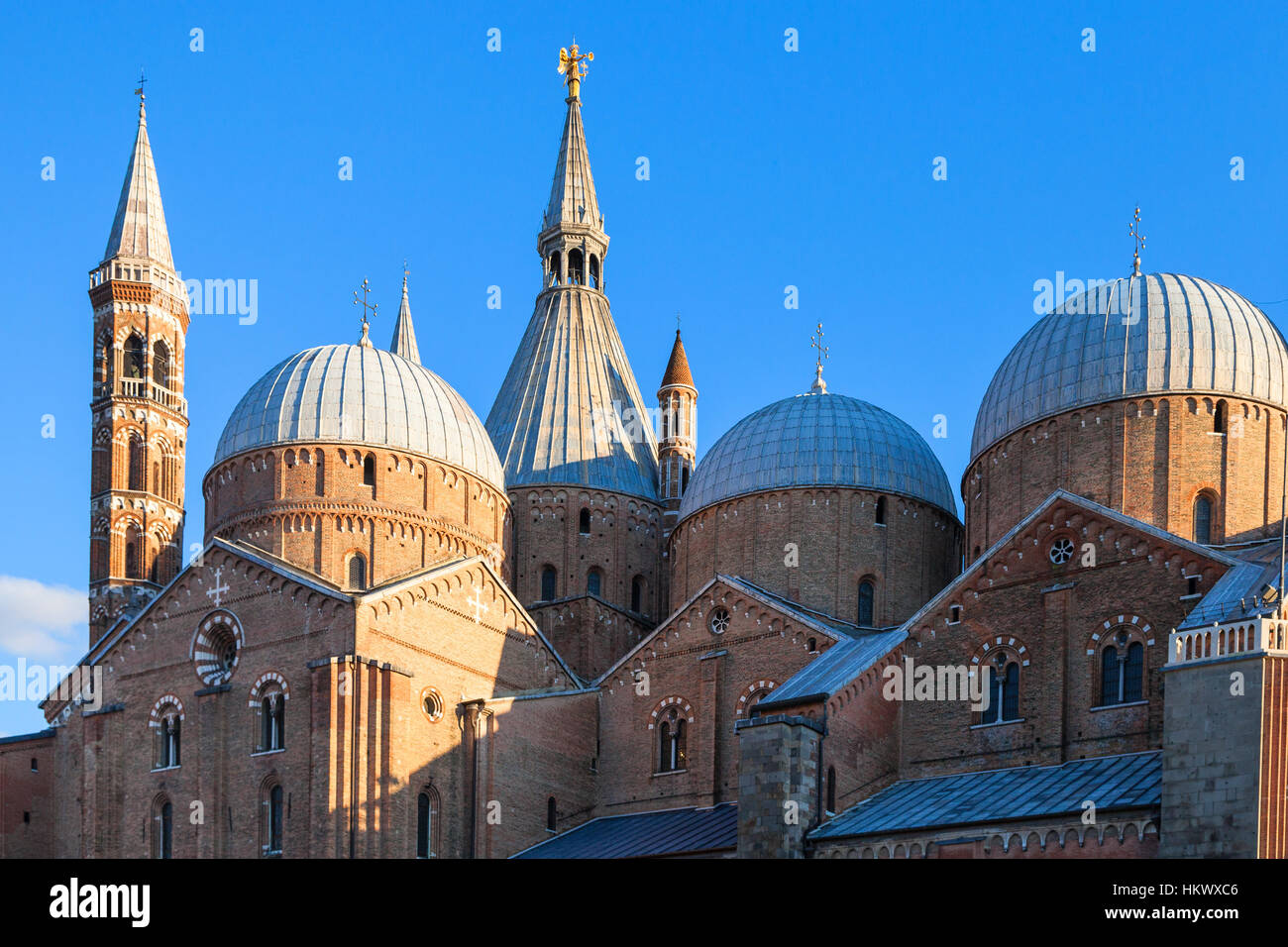 travel to Italy - Pontifical Basilica of Saint Anthony of Padua ...