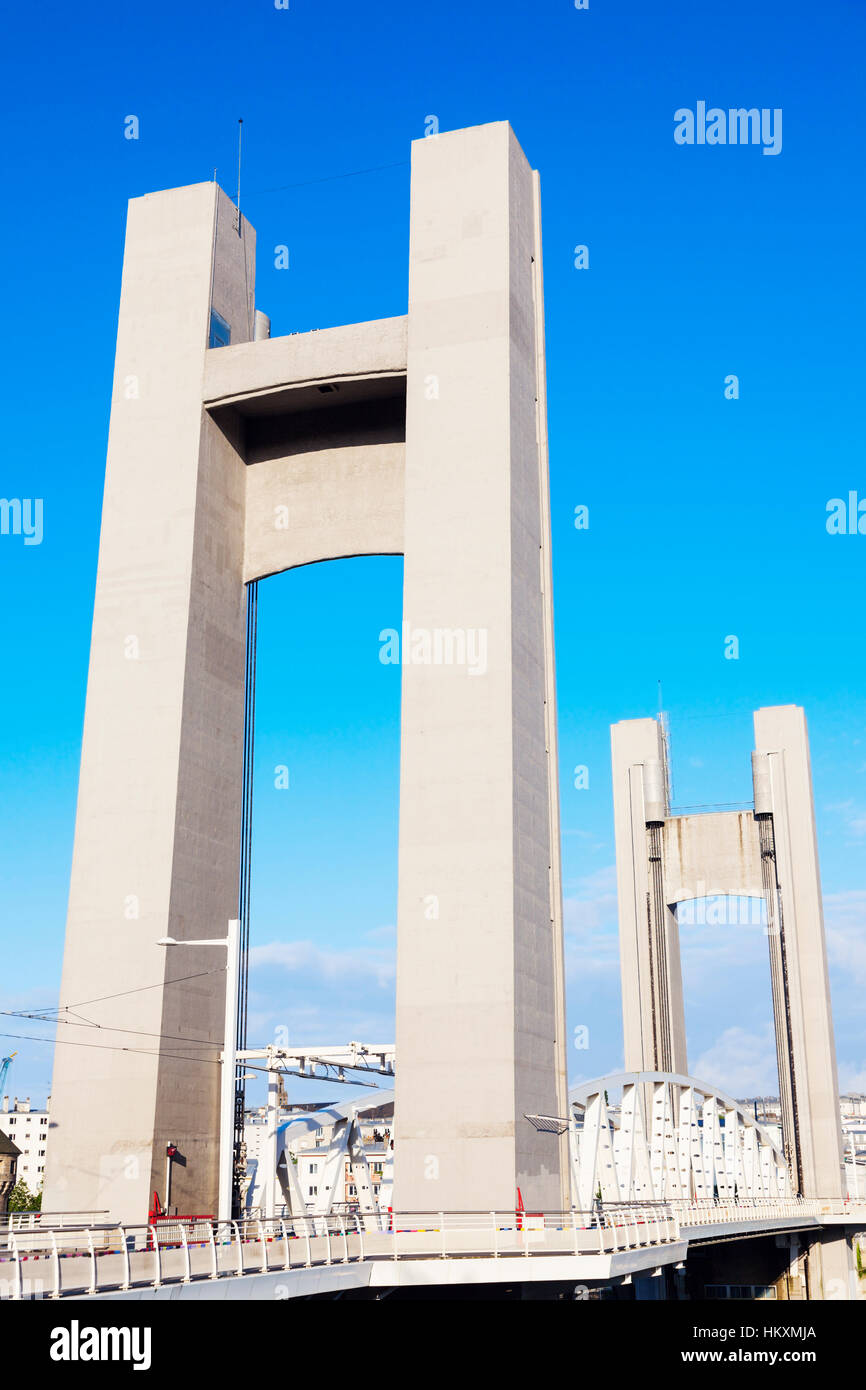 Pont de Recouvrance in Brest. Brest, Brittany, France Stock Photo - Alamy