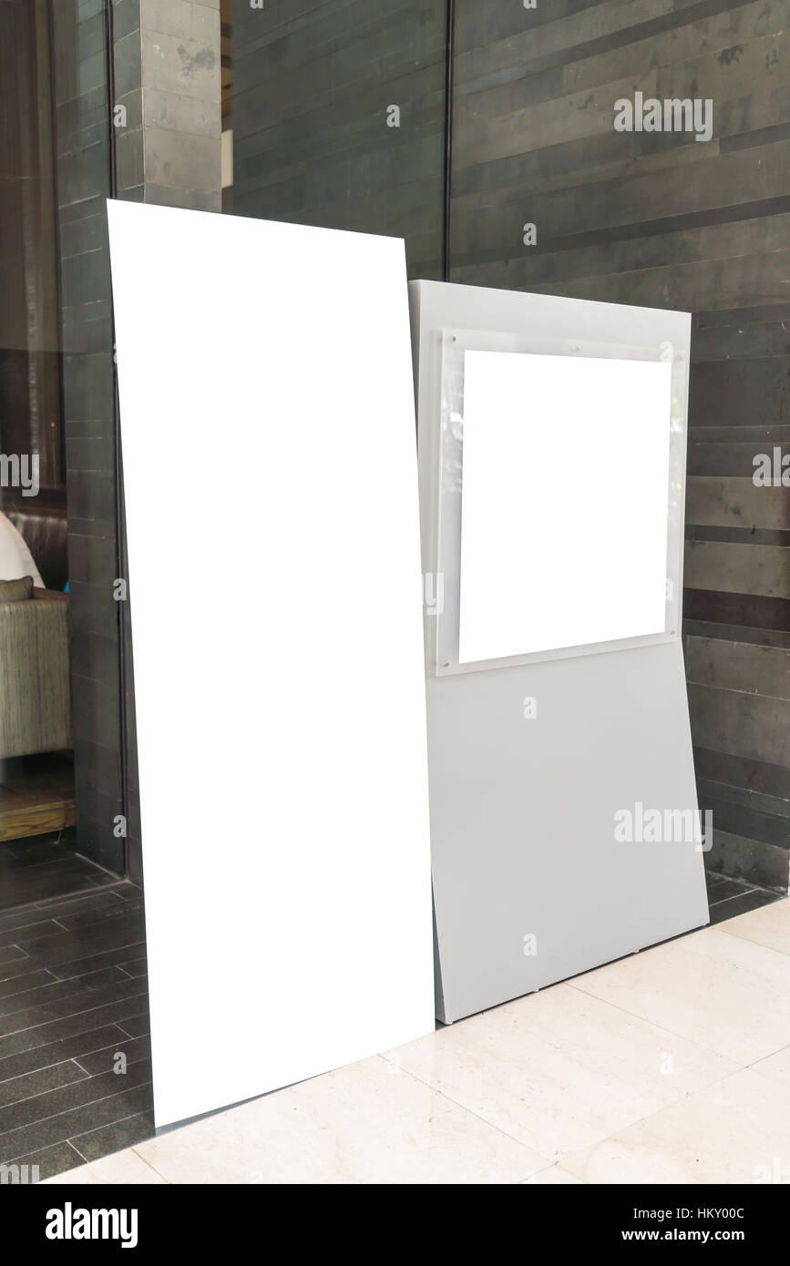 Empty sign in shopping mall Stock Photo - Alamy