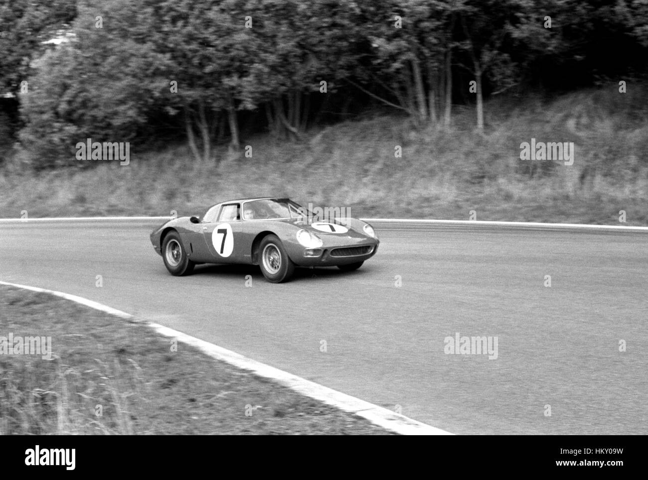 1964 Willy Mairesse Belgian Ferrari 250LM Paris 1000Ks Montlhery dnf FL Stock Photo