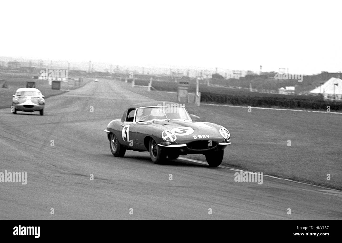 1961 Dennis Taylor GB Jaguar E-Type Aintree GP 4th GG Stock Photo