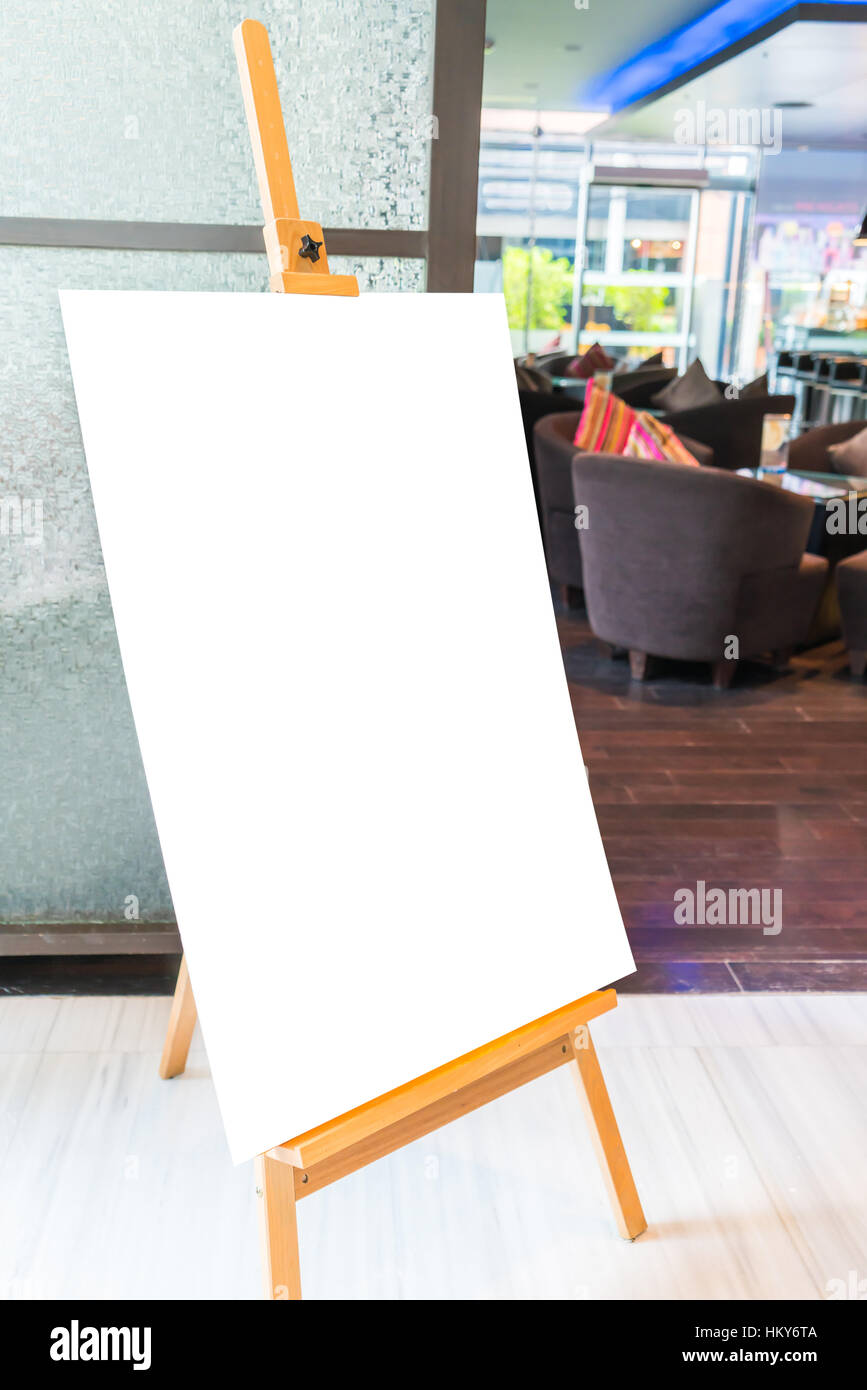 Empty sign in shopping mall Stock Photo - Alamy