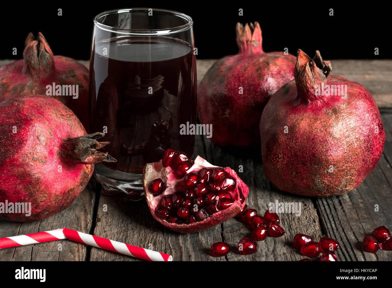 Срок хранения сока. Сколько хранится свежевыжатый гранатовый. Сколько хранится свежевыжатый гранатовый. Сроки хранения свежевыжатых соков. Свежевыжатый сок гранат.