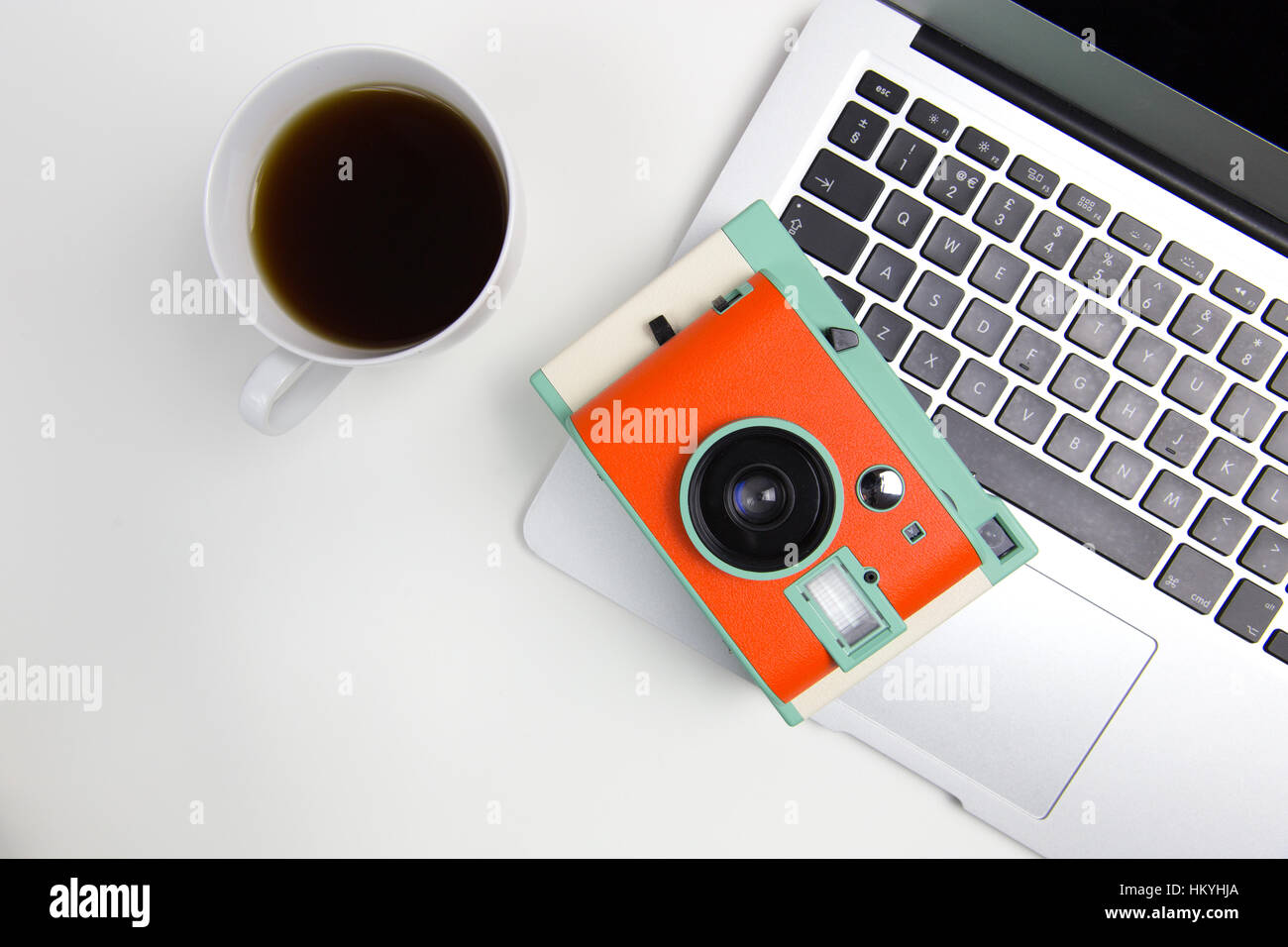 Overhead cup coffee laptop hi-res stock photography and images - Alamy