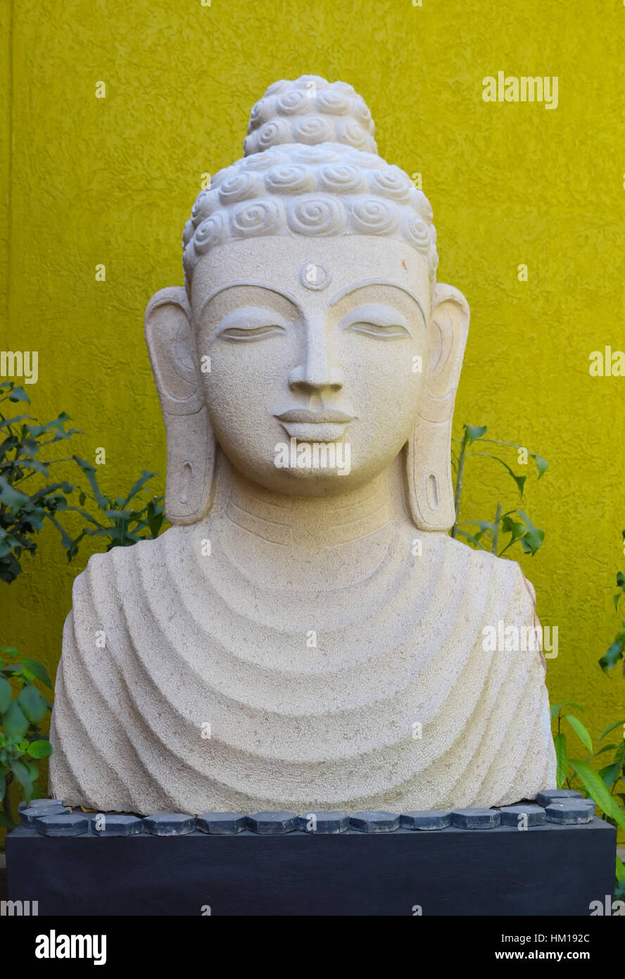 Statue of gautama buddha hires stock photography and images Alamy