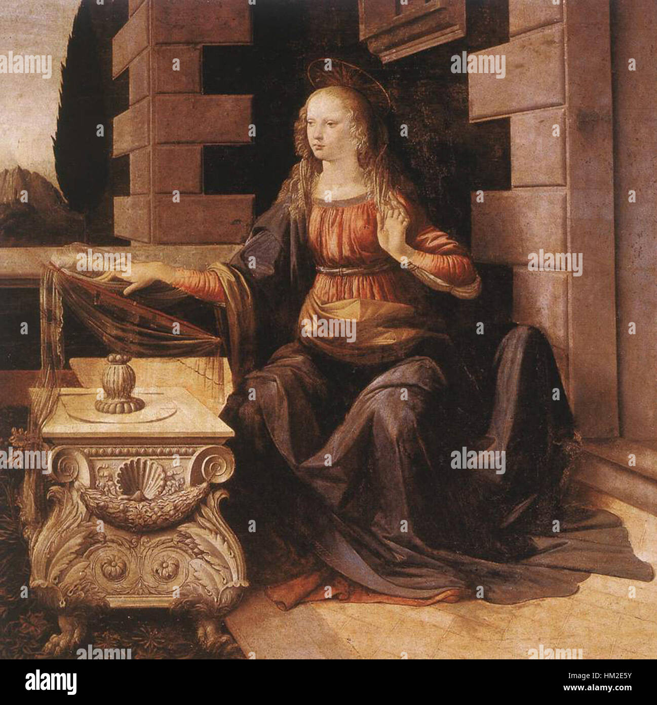 This detail from Leonardo da Vinci's 'Annunciation' depicts the angel ...