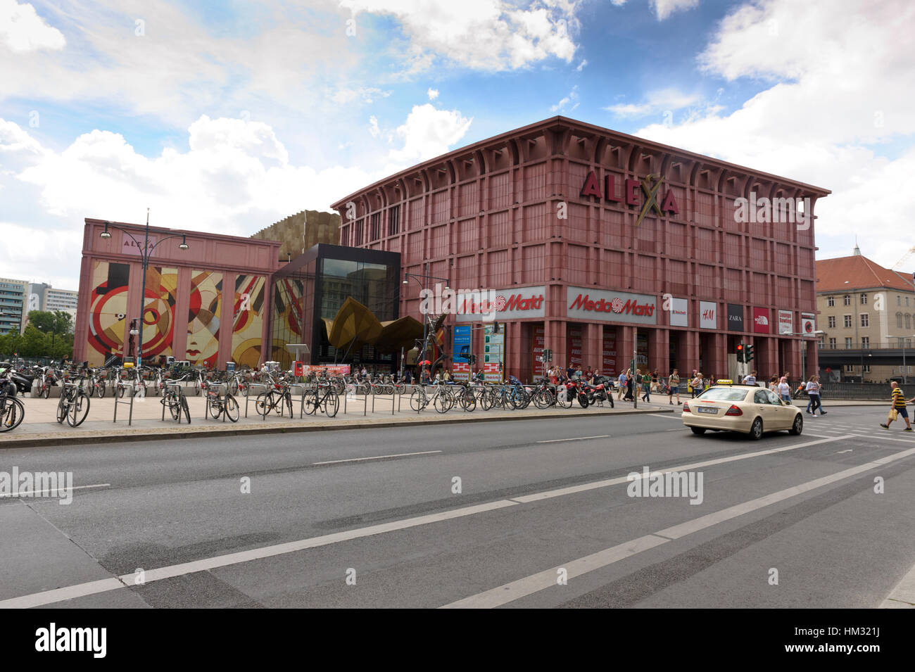 The exterior of the Alexa Shopping Center in Berlin, Germany Stock Photo -  Alamy