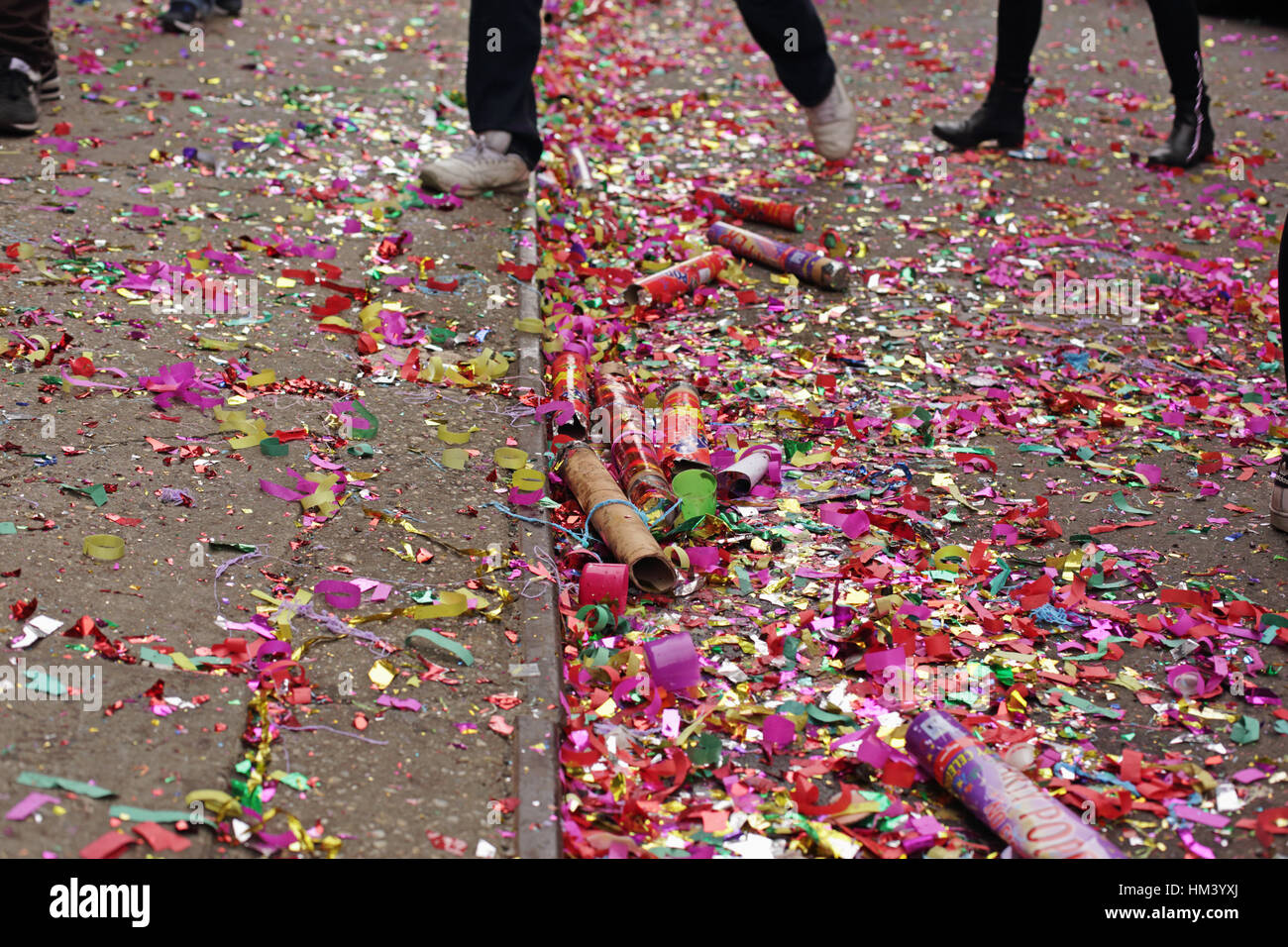chinese new year poppers