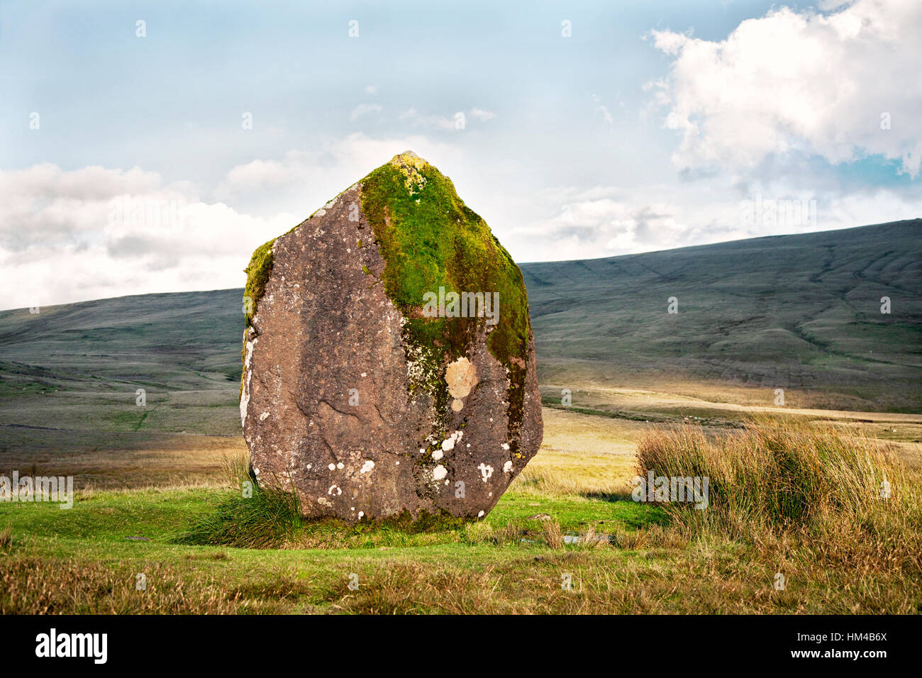 Neolithic standing stone of Maen Llia near Ystradfellte in the Brecon Beacons, South Wales Stock Photo