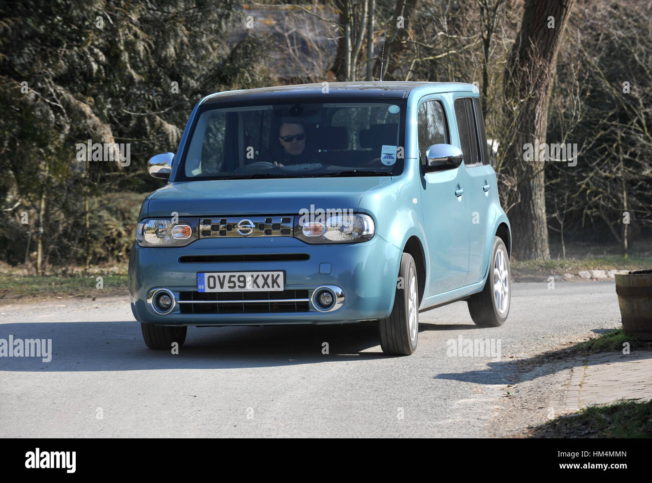 2010 Nissan Cube, boxy Japanese cult compact car with unusual ...