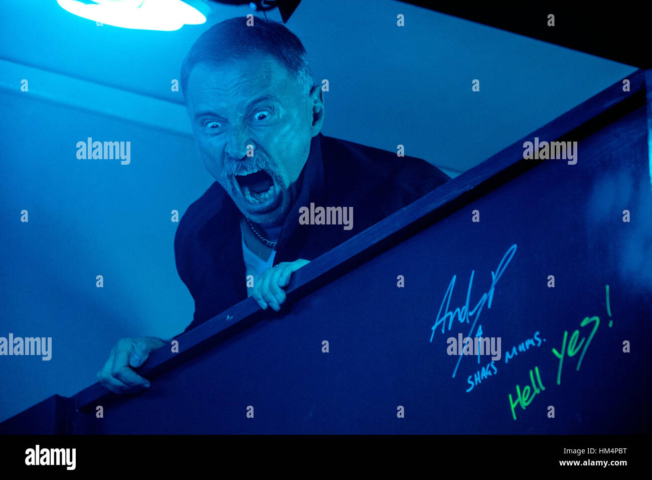 T2 TRAINSPOTTING (2016) ROBERT CARLYLE DANNY BOYLE (DIR) TRISTAR PICTURES/MOVIESTORE COLLECTION LTD Stock Photo