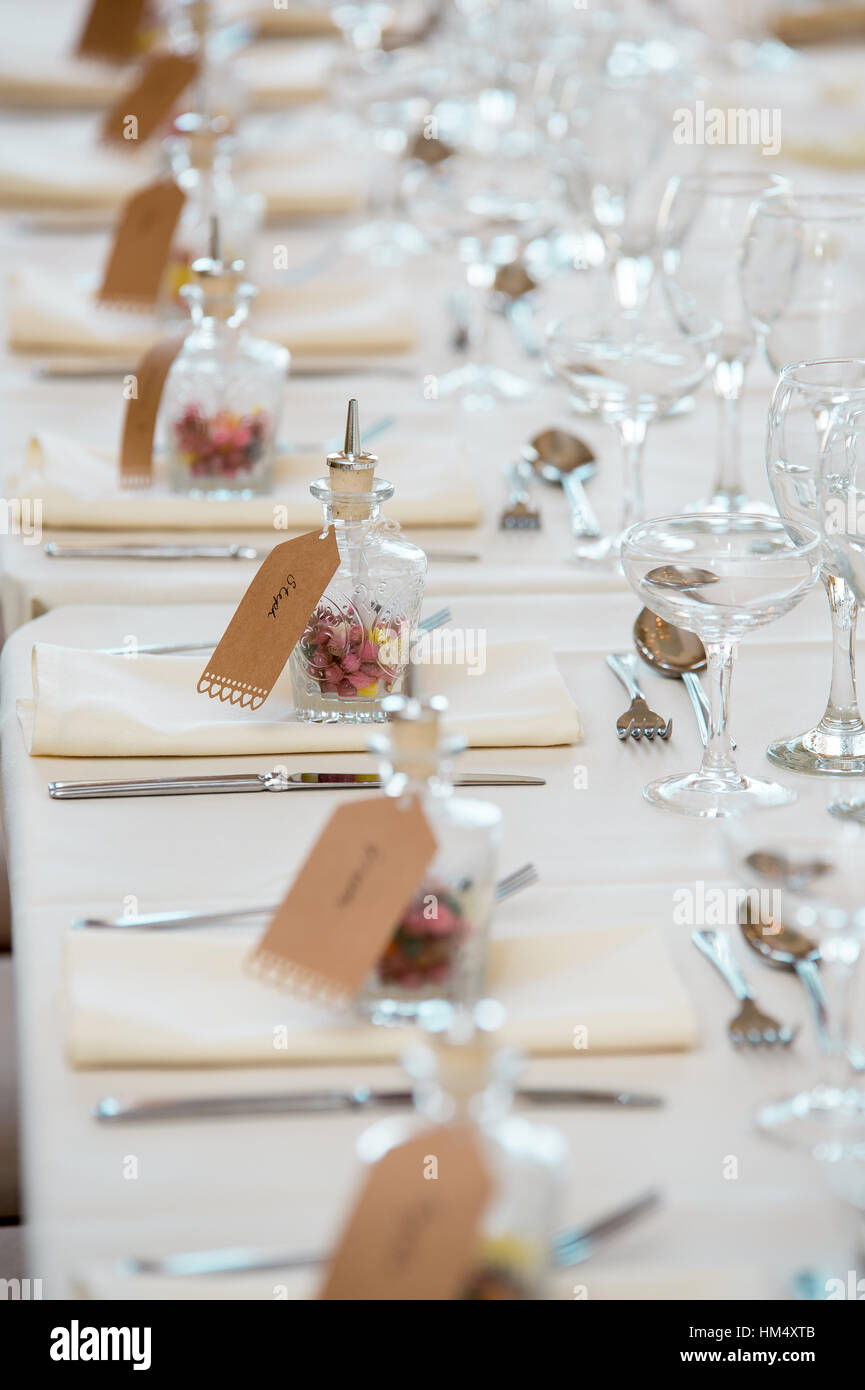 wedding favours uk