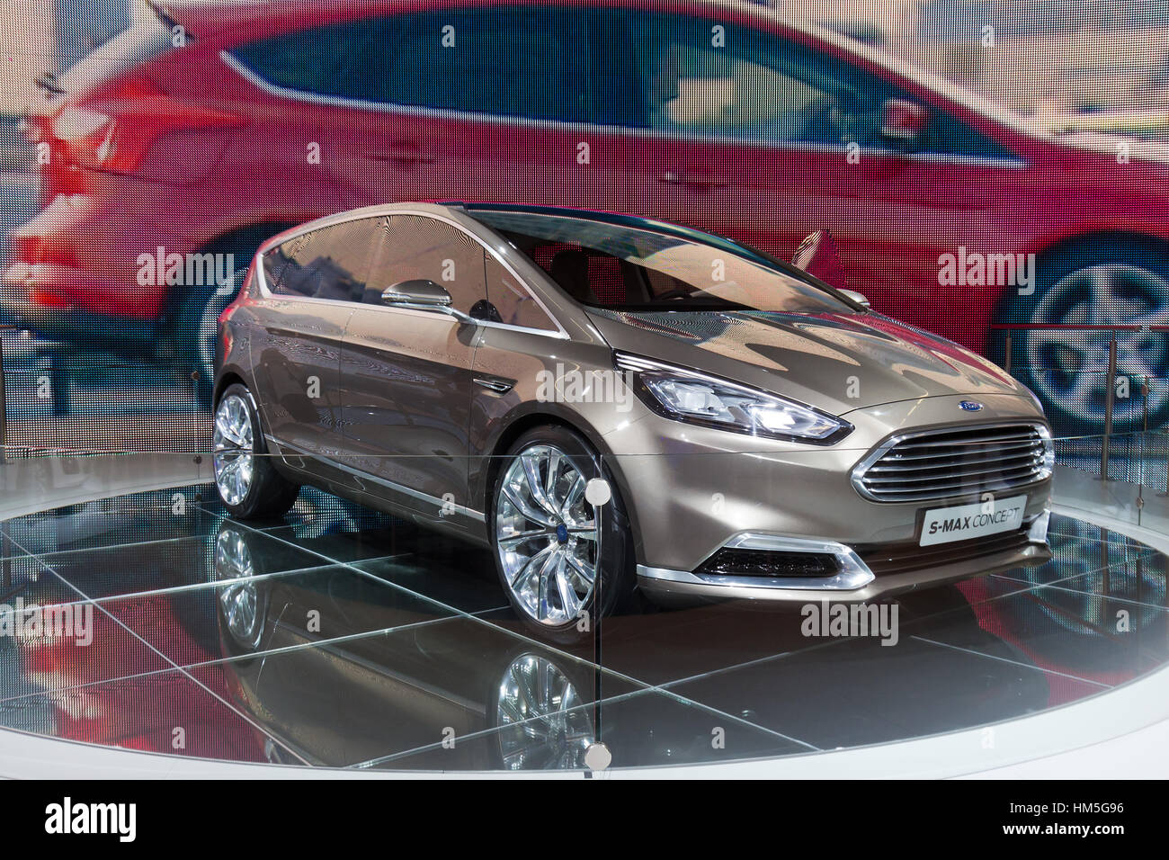 Ford s max hi-res stock photography and images - Alamy