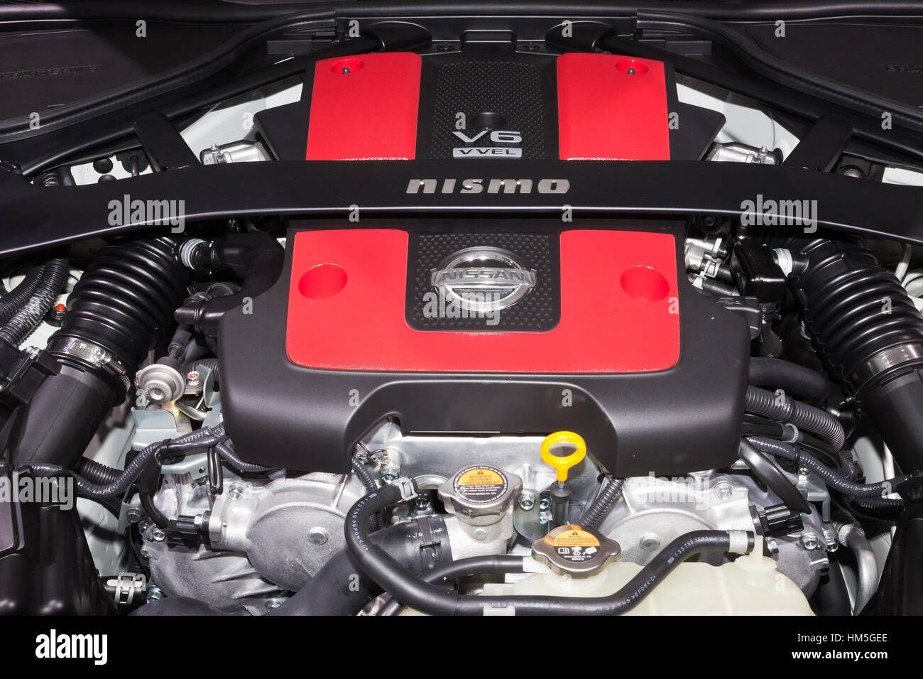 FRANKFURT, GERMANY - SEP 13: Nissan 370Z Nismo 3.7-liter DOHC V6 engine at  the IAA motor show on Sep 13, 2013 in Frankfurt, Germany Stock Photo - Alamy