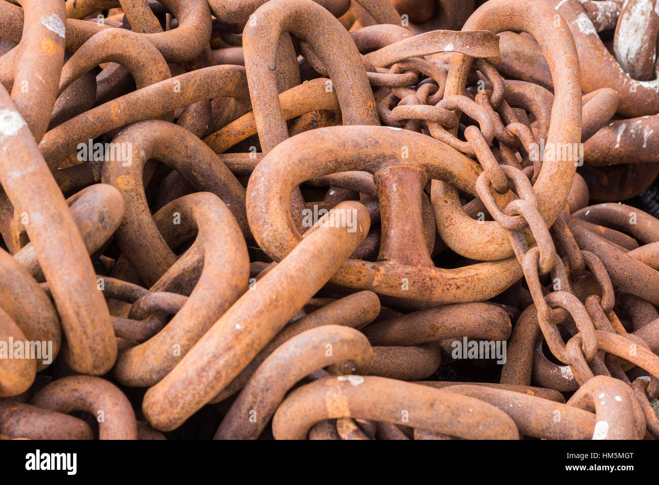 Huge chain hi-res stock photography and images - Alamy