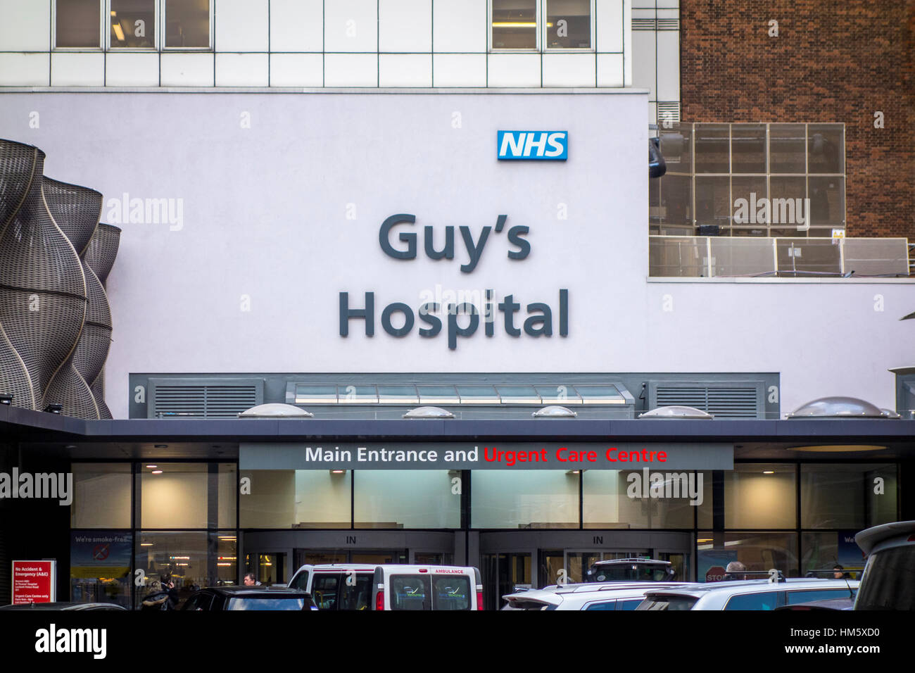 Guy's Hospital NHS, main entrance, London, UK Stock Photo Alamy