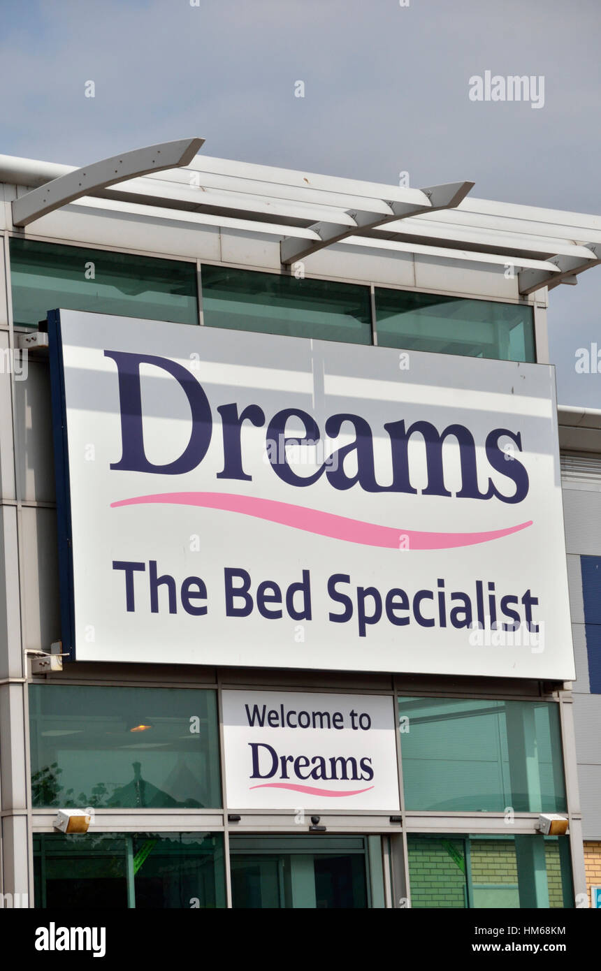 Dreams bed specialists superstore, Staples Corner Retail Park, London, UK Stock Photo