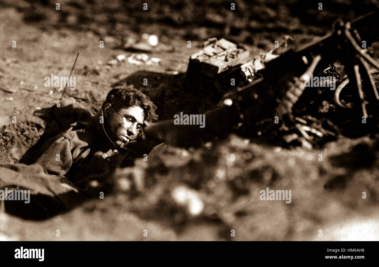 German machine-gun nest and dead gunner.  Villers Devy Dun Sassey, France.  November 4, 1918. Lt. M. S. Lentz. (Army) NARA FILE #:  111-SC-33408 WAR & CONFLICT BOOK #:  692 Stock Photo