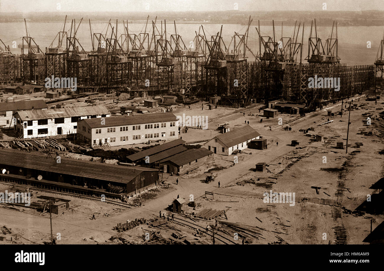 Building ships for the U.S. Navy at Hog Island, Pa. Group No. 1 from tower.  April 29, 1918.  U.S. Shipping Board. (War Dept.) NARA FILE #:  165-WW-491C-31 WAR & CONFLICT BOOK #:  540 Stock Photo