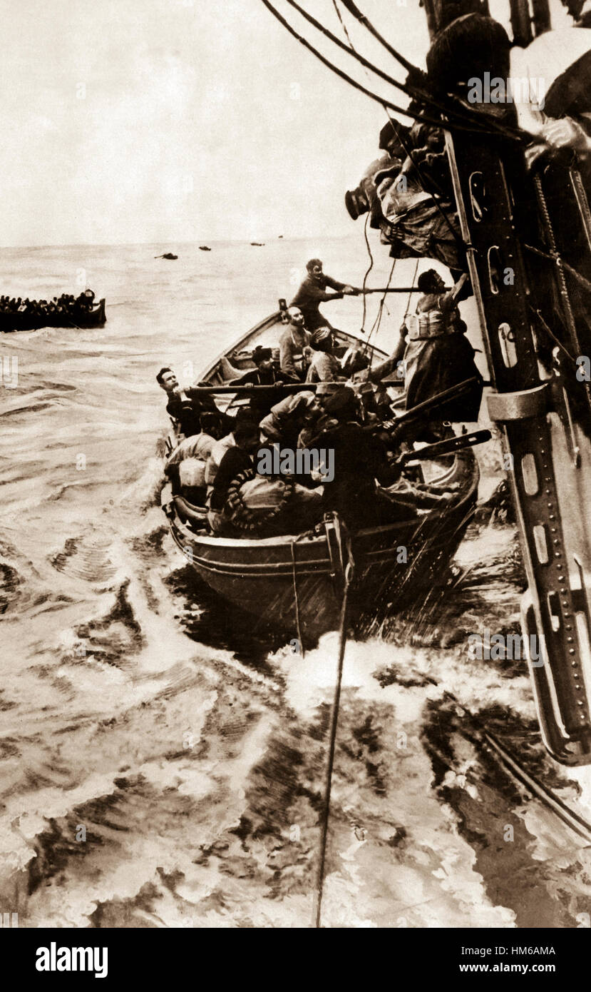 Rescued passengers from the French Liner Sontay, which was torpedoed ...