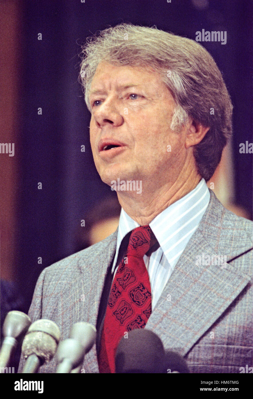 Governor Jimmy Carter (Democrat of Georgia), a candidate for the 1976 Democratic nomination for President of the United States, speaks before US House members and employees in the Rayburn House Office Building in Washington, DC on May 15, 1976. Stock Photo