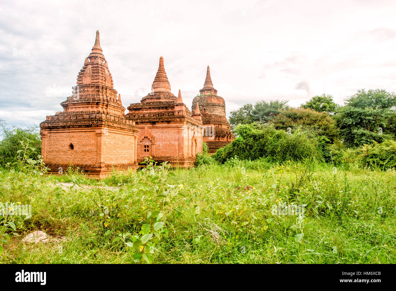 Red Bricks Monuments Ancient Red Brick Pagodas Archaeological Zone Bagan Myanmar // BAGAN ...